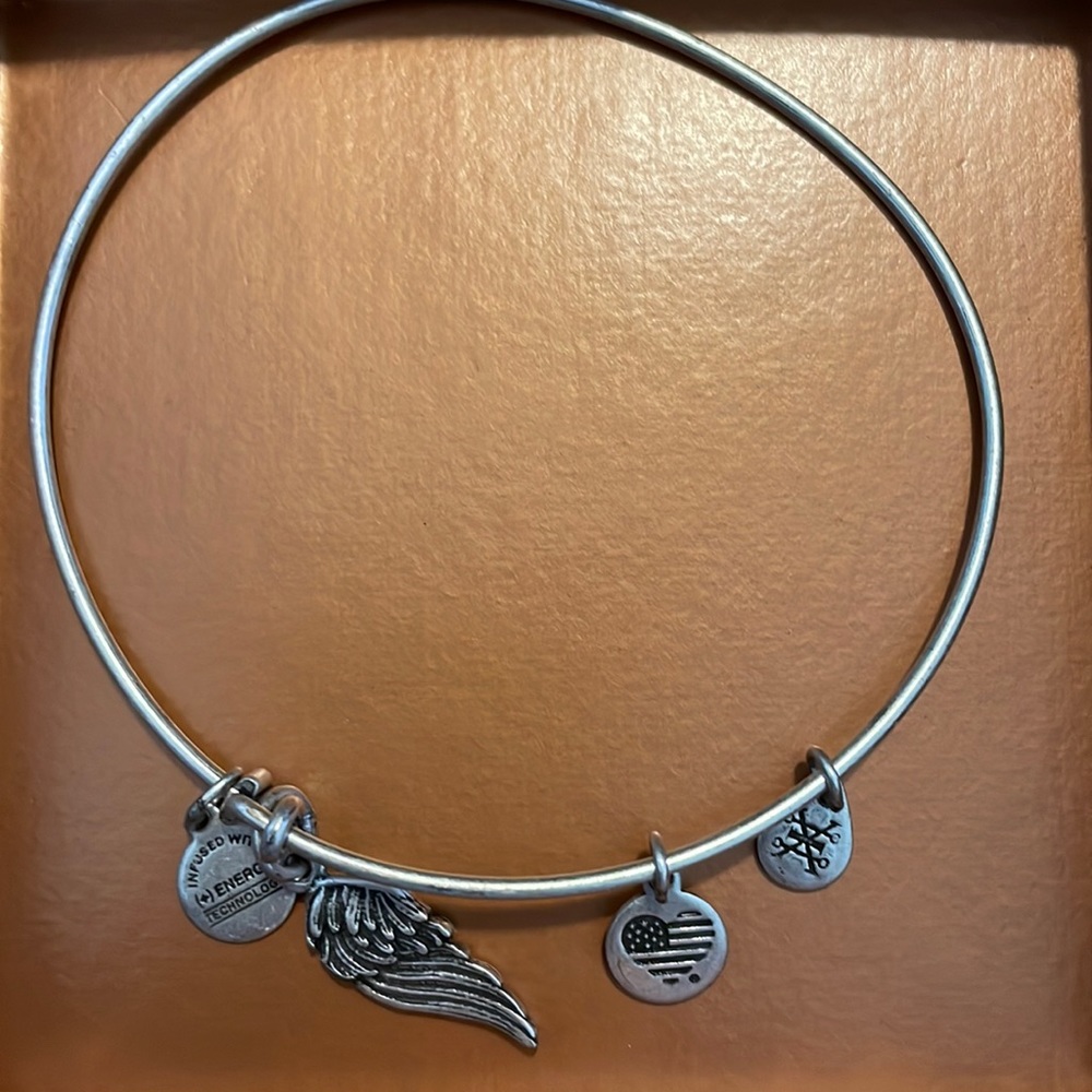 Alex and Ani Wings bracelet - new in box